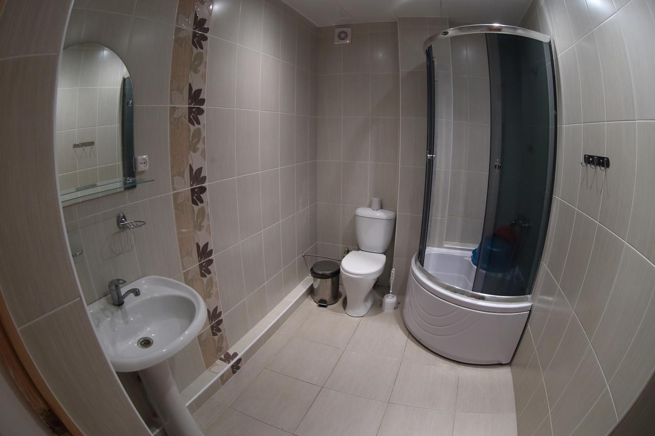 Hotel Kiparis Pizunda Esterno foto